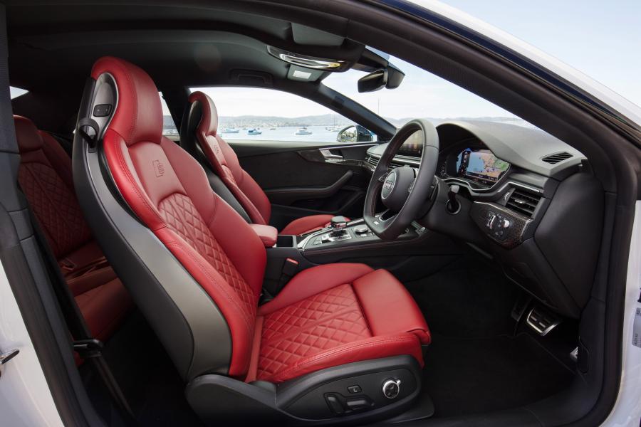 Интерьер Audi S5 Coupe 2017 года  (AU) (фото 20 из 26)